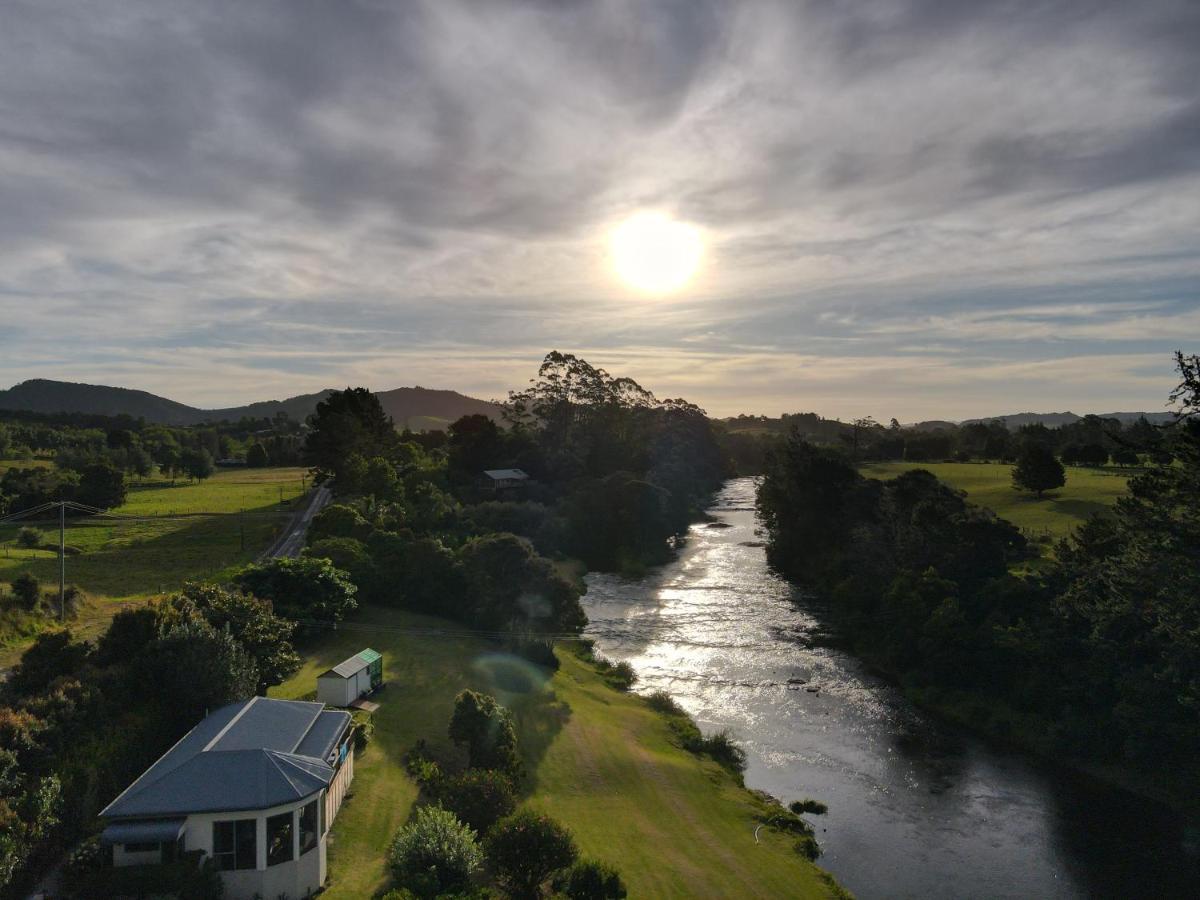Te Awa Lodge Paihia Esterno foto