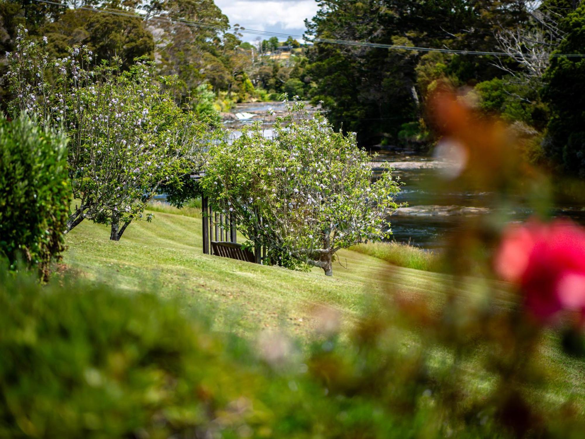 Te Awa Lodge Paihia Esterno foto